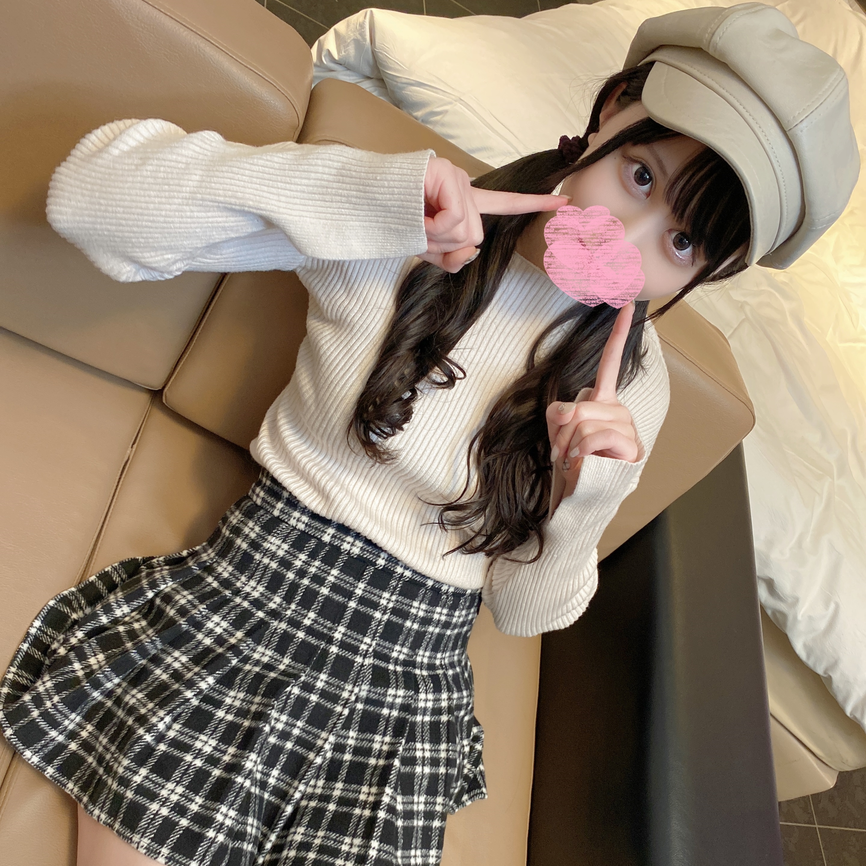 FC2-3299193容姿端麗#顔晒し仲良くなった色白くびれスレンダーのコンビニ店員の女の子に個人-cd2