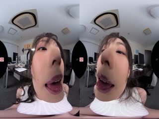 SIVR-274 【VR】オトナの絶対领域VR ニーハイ×ミニスカ×パンチラ 白くて细长い美脚お姊さんの-cd3