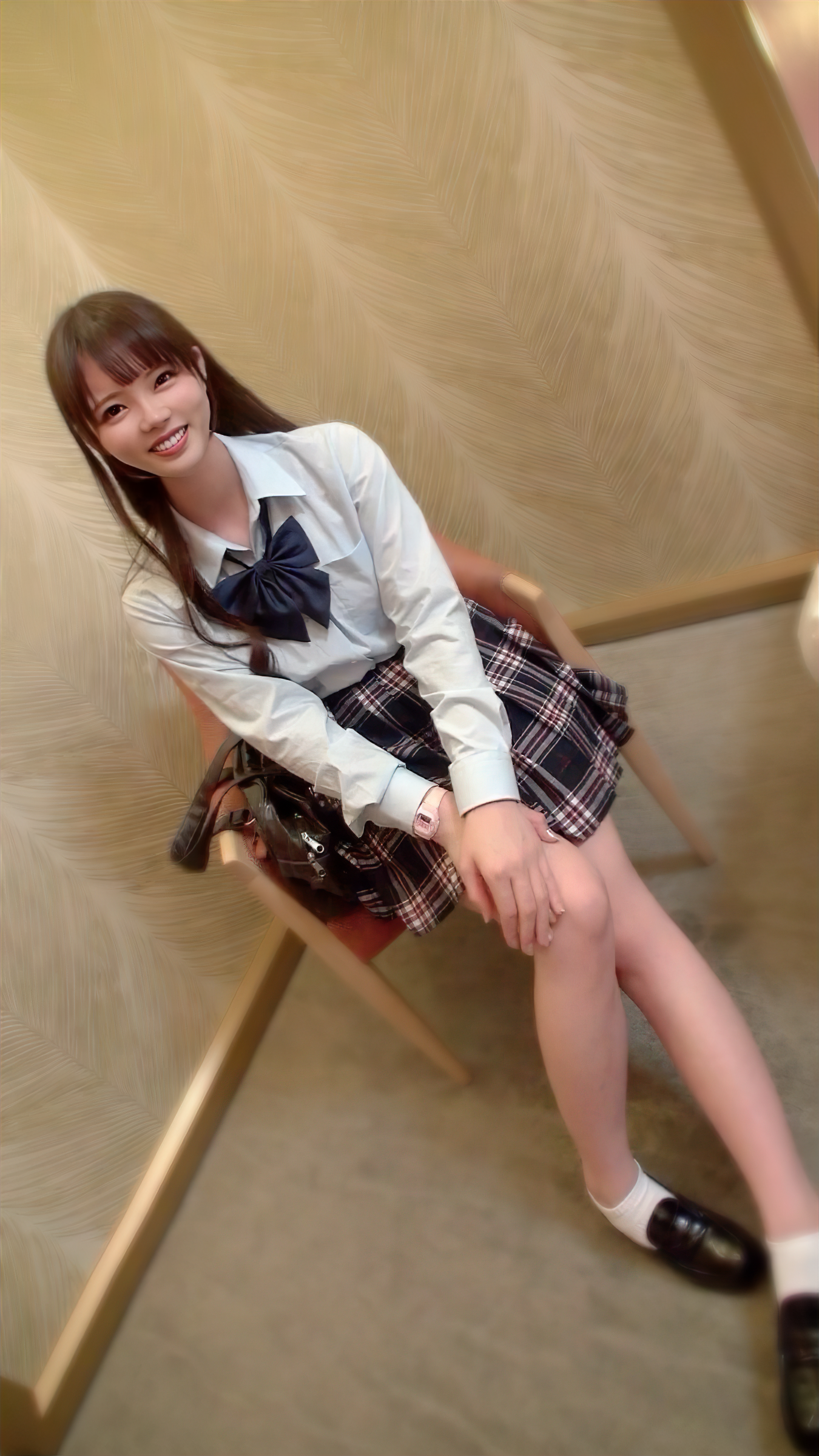 FC2-4245635元ミスコン東北代表の18歳足が震えて立てなくなるまで複数男による連続限界中出し4連続