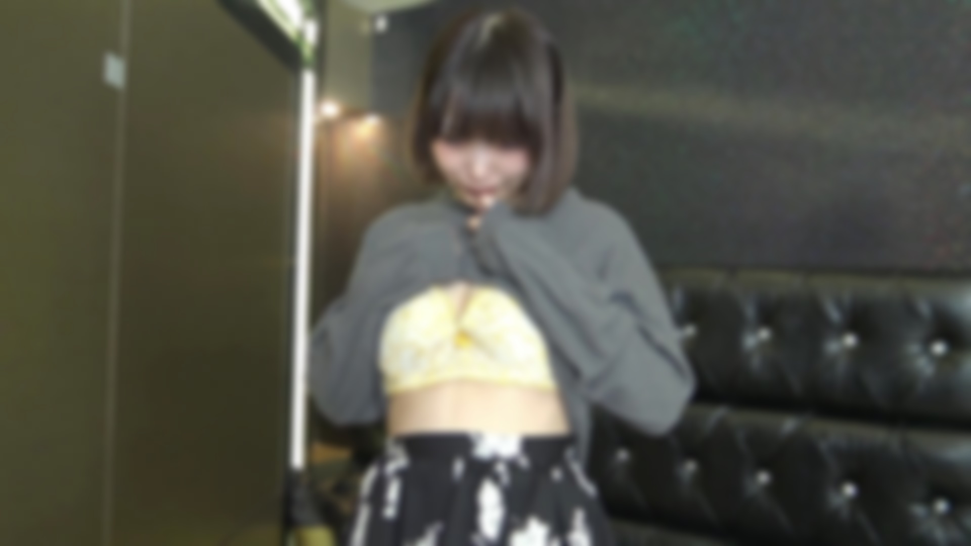 FC2-4427074色白ショートの清楚系おしとやかな事務員の裏の顔は乱れまくりのエロエロ美女無毛マンコに